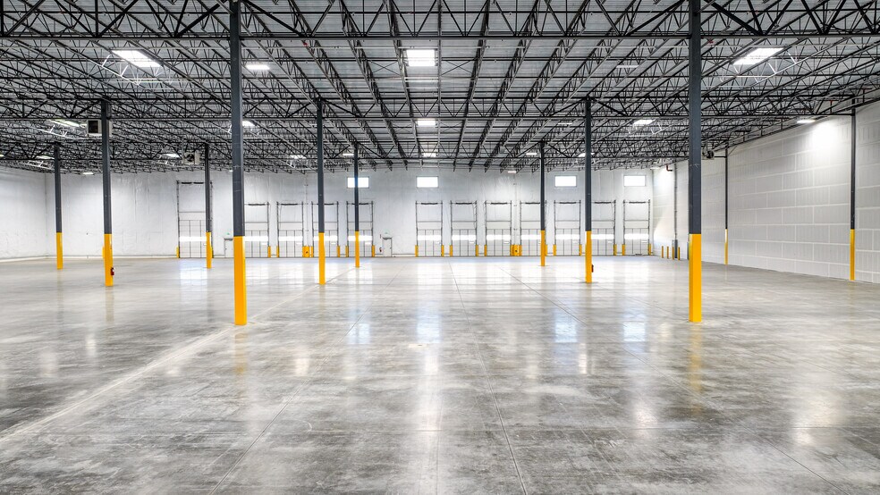 More Photos Of 7450 Clayton St, Denver Warehouse For Lease