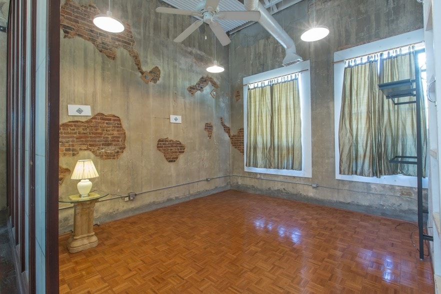More Photos Of 111 Broad St SW, Atlanta Storefront Retail Office For Lease
