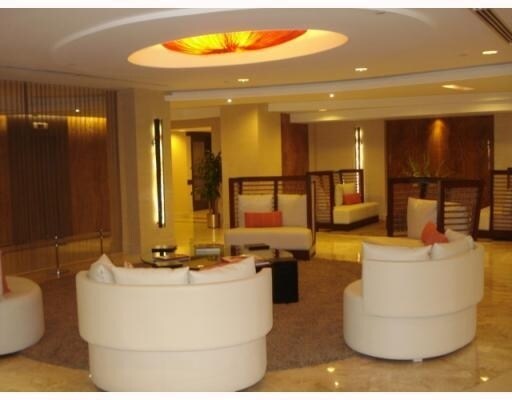 More Photos Of 2575 Collins Ave, Miami Beach Apartments For Sale