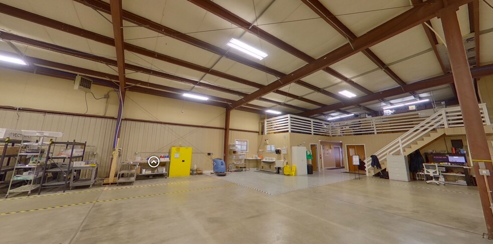 More Photos Of 1308 Ontario St, Sandpoint Warehouse For Lease