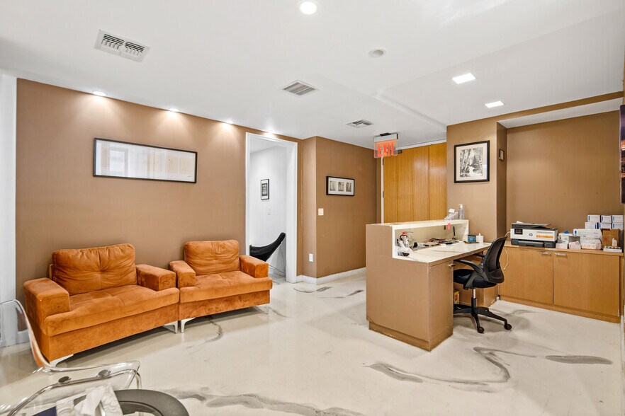 More Photos Of 800 Second Ave, New York Medical For Lease