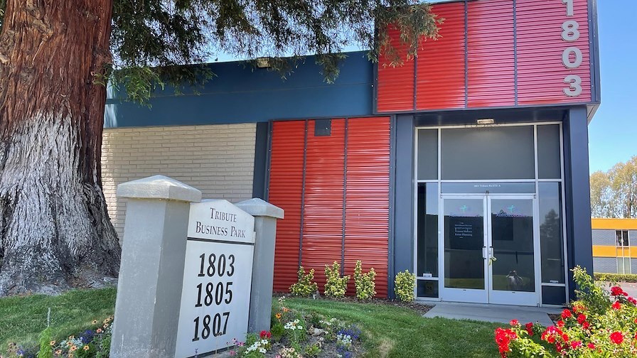 More Photos Of 1803 Tribute Rd, Sacramento Research And Development For Sale