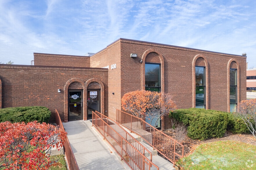 Primary Photo Of 600 N First Bank Dr, Palatine Office For Lease