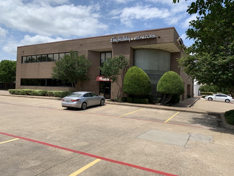 More Photos Of 515 N Cedar Ridge Dr, Duncanville Office For Lease
