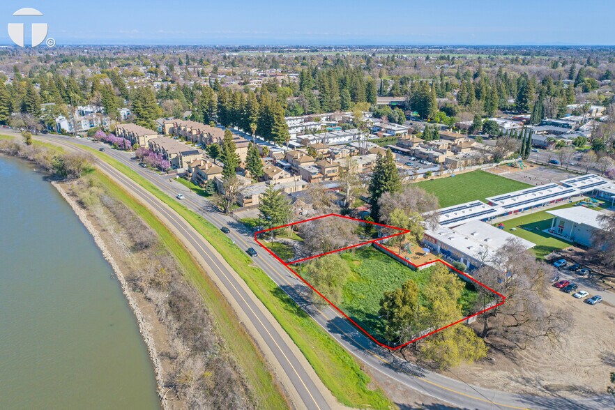 More Photos Of 6015 Riverside Blvd, Sacramento Land For Sale