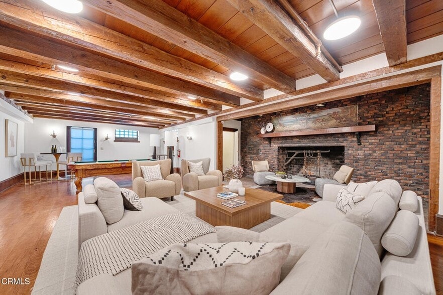 More Photos Of 380 Green St, Pasadena Office Residential For Sale