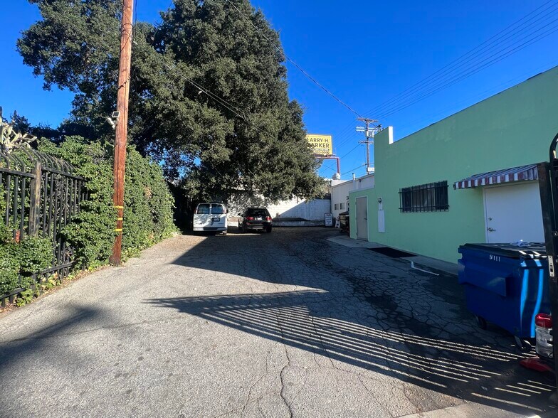 More Photos Of 8109 Foothill Blvd, Sunland Storefront For Sale