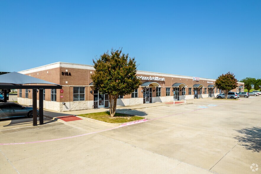 Primary Photo Of 915 W Exchange Pky, Allen Medical For Lease