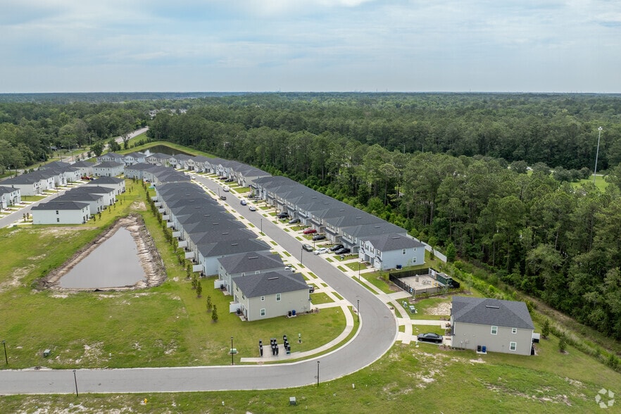 More Photos Of 9805 Trout Tides Blvd, Jacksonville Apartments For Sale