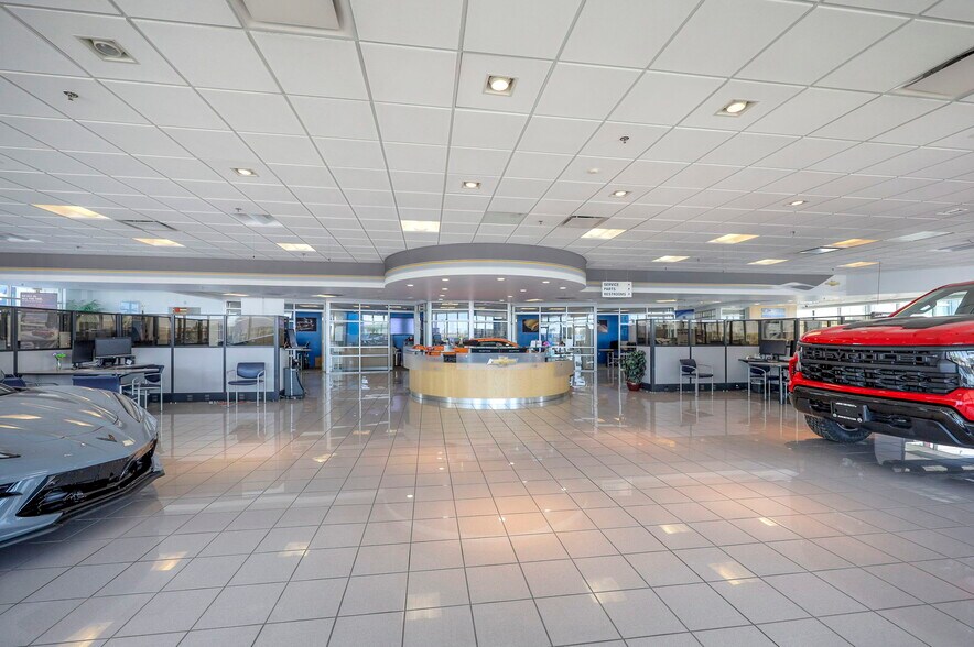 More Photos Of 3921 Frederick Ave, Saint Joseph General Retail For Sale