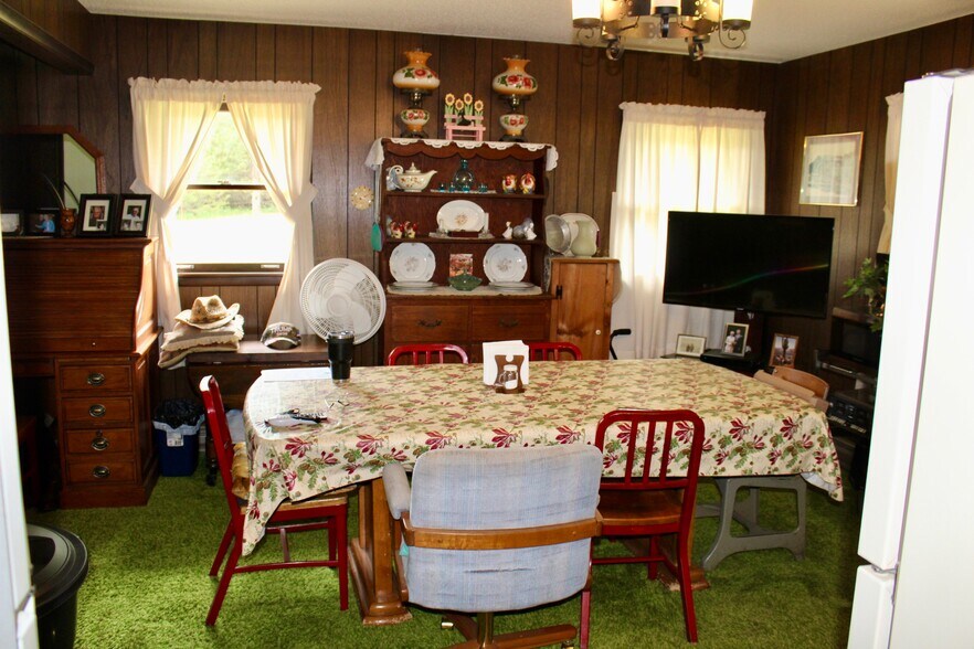 More Photos Of 29668 Farm Road 1268, Golden Land For Sale
