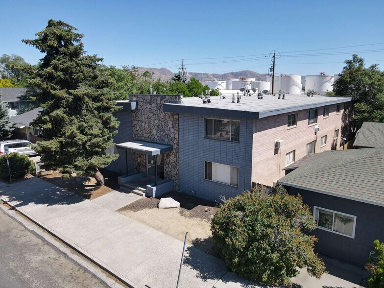 More Photos Of 275 C St, Sparks Apartments For Sale