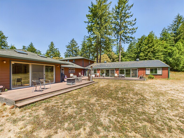 More Photos Of 595 Riverside Park Rd, Carlotta Land For Sale