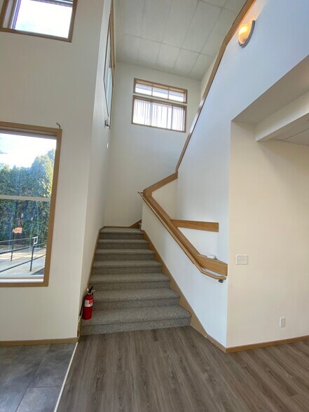 More Photos Of 12911 SE Kent Kangley Rd, Kent Medical For Lease