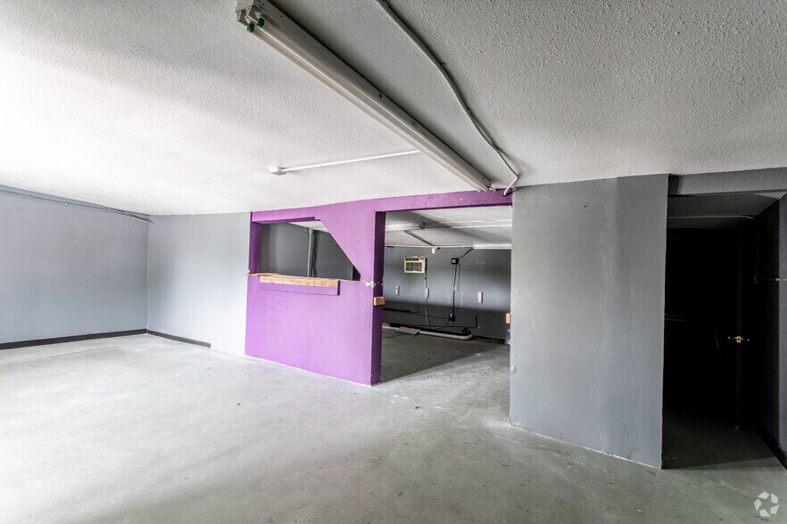 More Photos Of 1502 S Hackberry St, San Antonio Freestanding For Lease