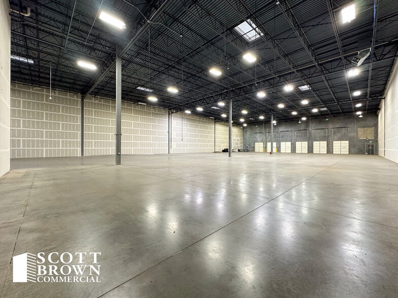 More Photos Of 1550 N Western Blvd, Denton Warehouse For Lease