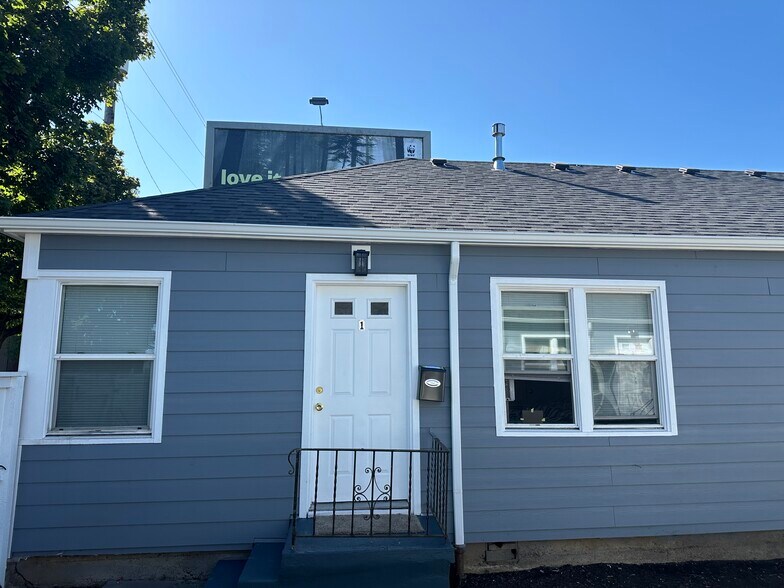 More Photos Of 7231 NE M L King Blvd, Portland Apartments For Sale