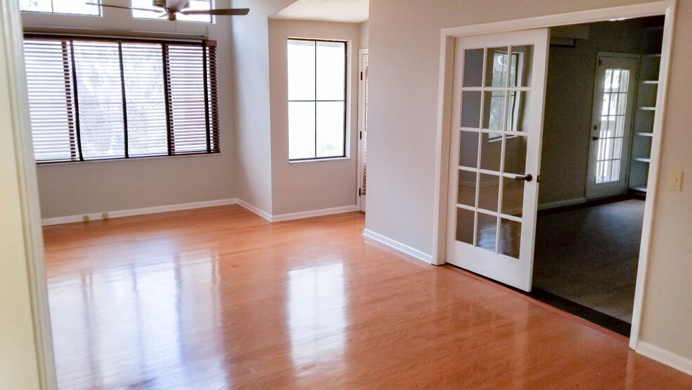 More Photos Of 1034 NW 57th St, Gainesville Medical For Lease