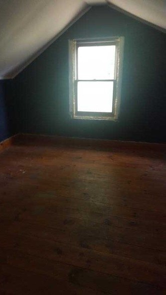 More Photos Of 2010-2012 Clayton Mill Rd, Mill River Specialty For Sale