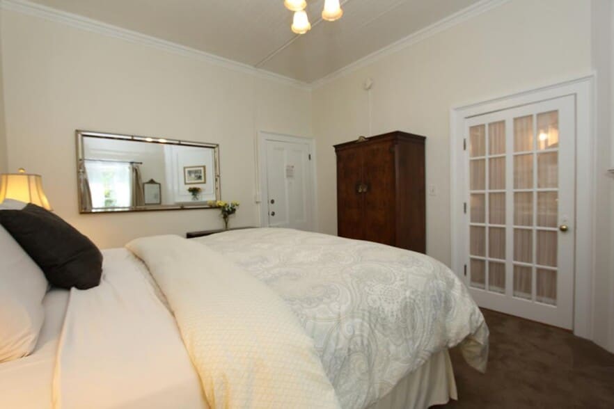 More Photos Of 2476 Main St, Cambria Hospitality For Sale