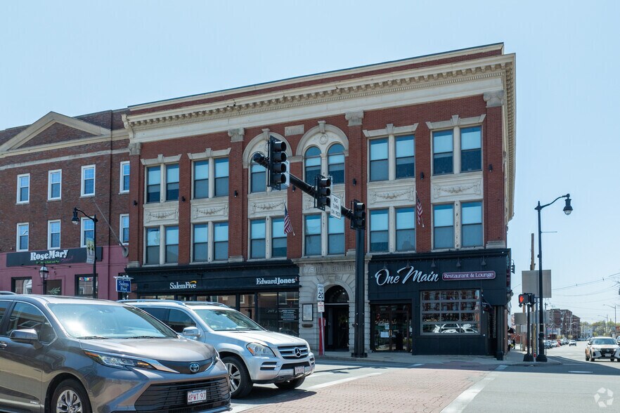 More Photos Of 1 Main St, Peabody Apartments For Lease