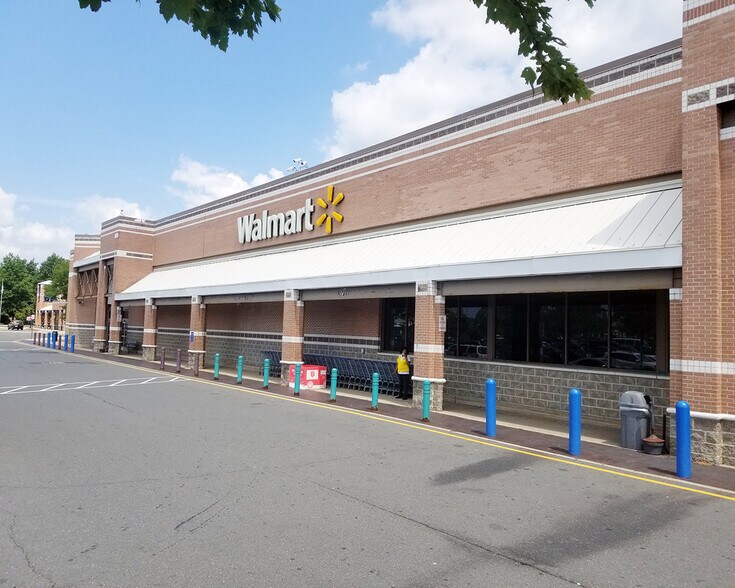 More Photos Of 101 Nassau Park Blvd, Princeton Freestanding For Lease