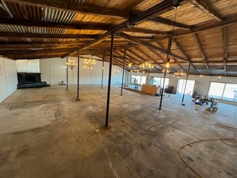 More Photos Of 809 W Outlaw Ave, Marlow General Retail For Sale