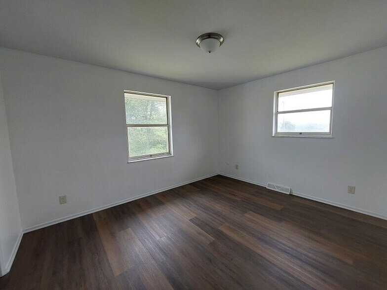 More Photos Of 435 Woodland Ave, Steubenville Apartments For Sale