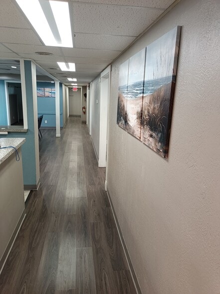 More Photos Of 4921 E State St, Rockford Office For Sale