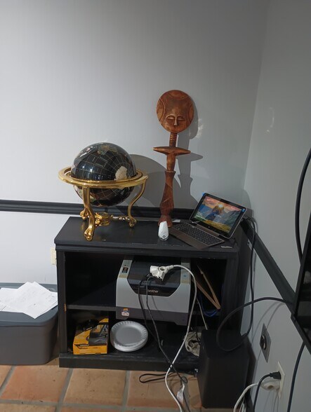 More Photos Of 7707 Waco Ave, Baton Rouge Coworking Space