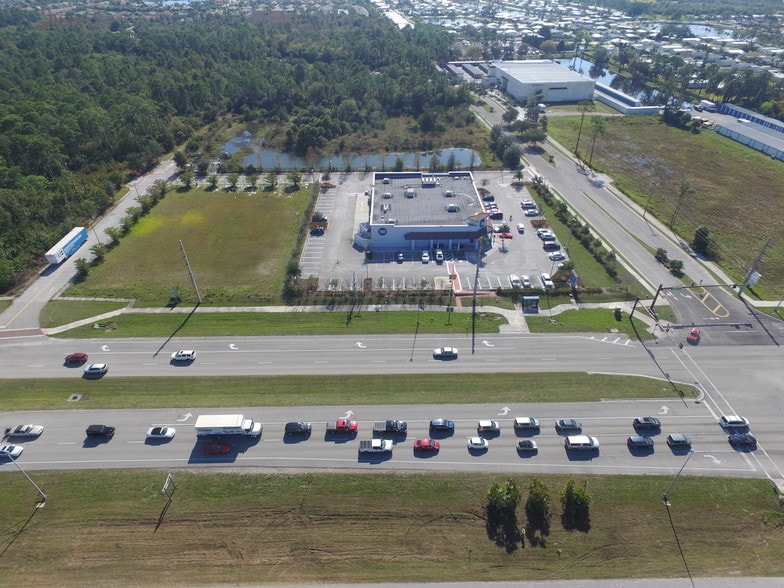More Photos Of 12600 S Tamiami Trl, North Port Freestanding For Lease