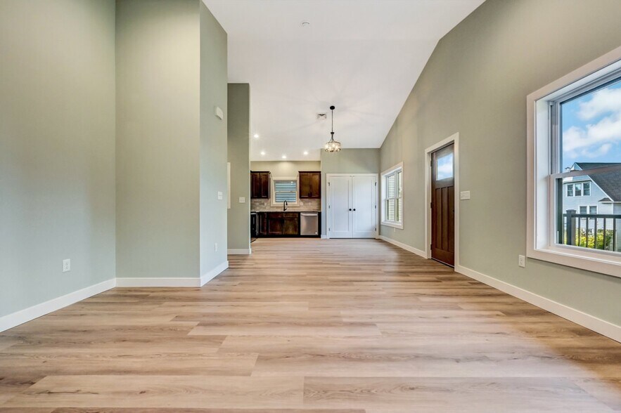 More Photos Of , Scranton Multifamily For Sale