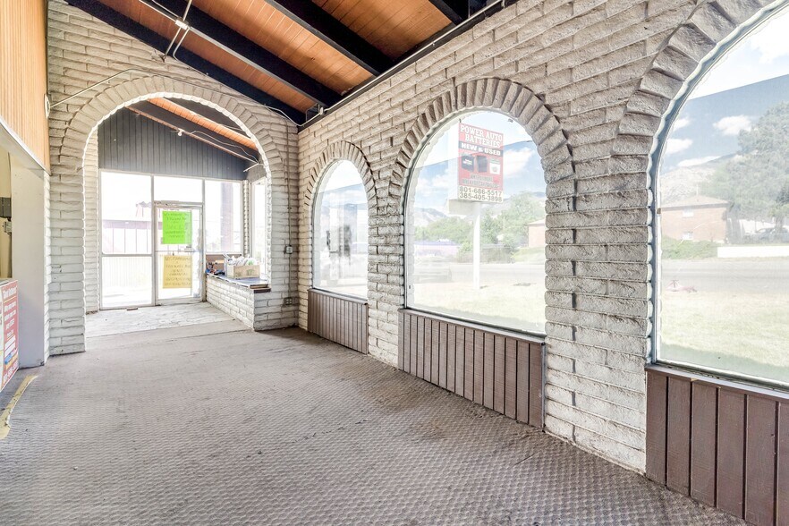 More Photos Of 3715 S Washington Blvd, Ogden Freestanding For Sale