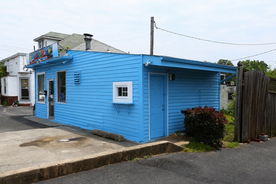 More Photos Of 4101 Wilkens Ave, Baltimore Freestanding For Sale
