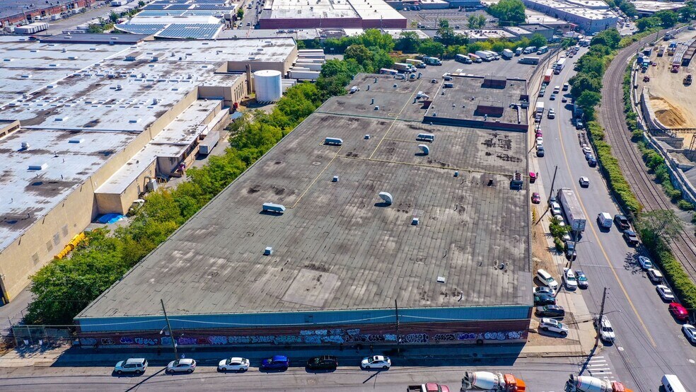 More Photos Of 50-35 56th Rd, Maspeth Warehouse For Lease