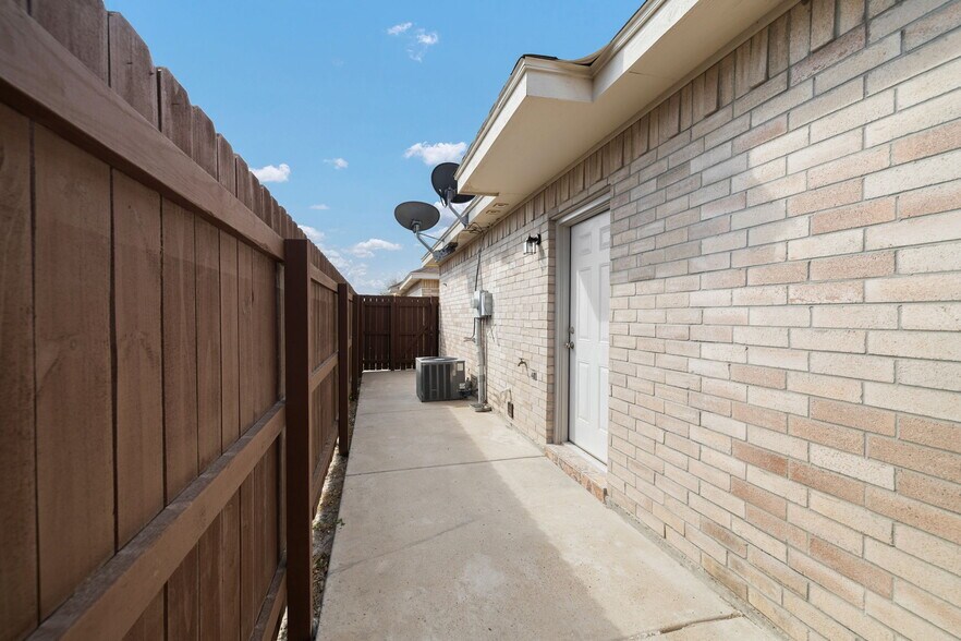 More Photos Of , Rio Grande City Multifamily For Sale