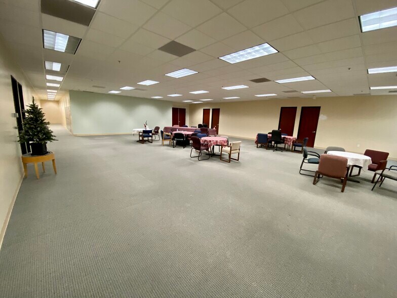 More Photos Of 18705 Madrone Pky, Morgan Hill Research And Development For Lease