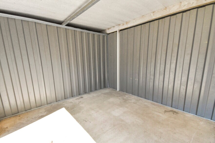 More Photos Of 9150 SE County Road 221, Hampton Land For Lease