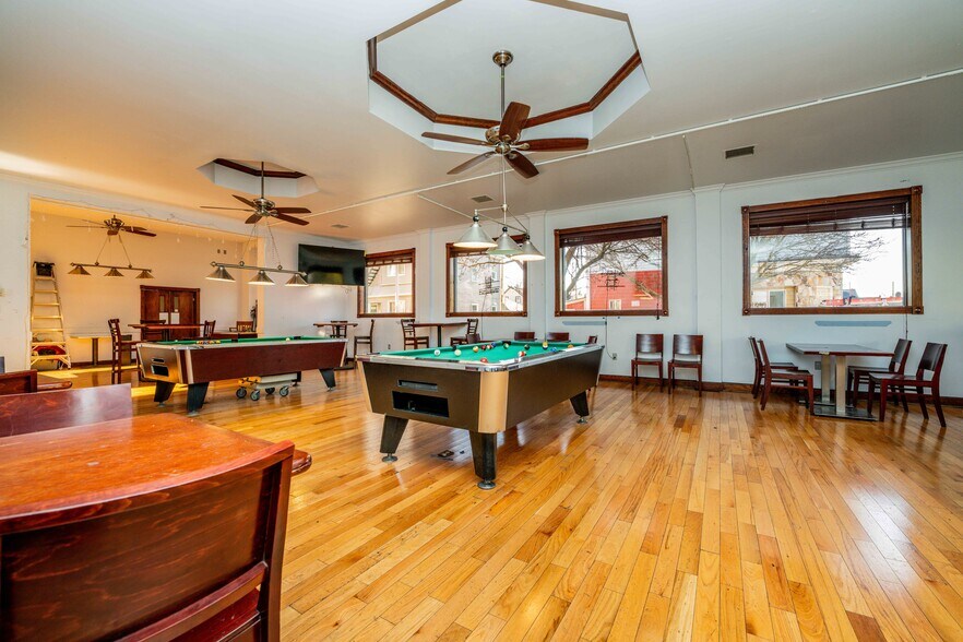 More Photos Of 266 Dartmouth St, New Bedford Restaurant For Sale