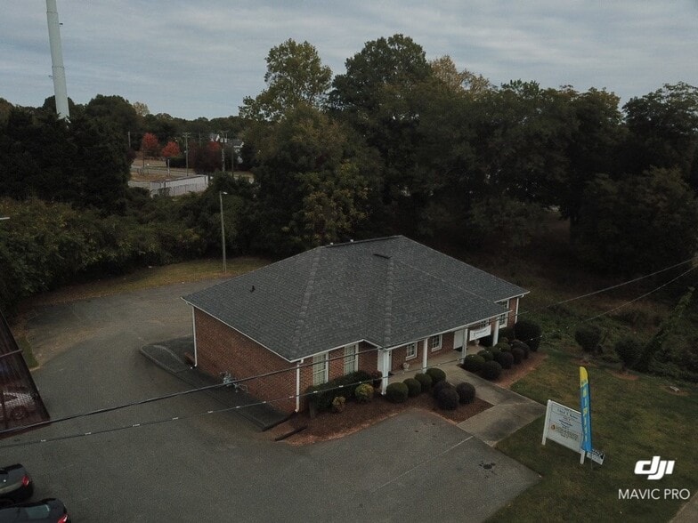 More Photos Of 128 E Garrison Blvd, Gastonia Medical For Lease