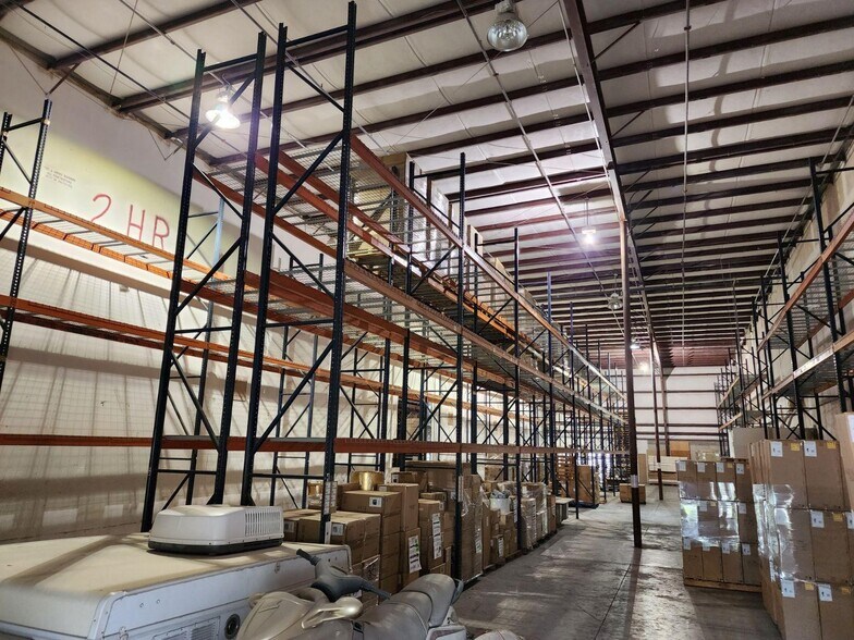 More Photos Of 1485 Rail Head Blvd, Naples Warehouse For Lease