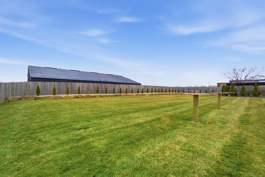 More Photos Of 2330 Bright Rd, Findlay Sports And Entertainment For Sale