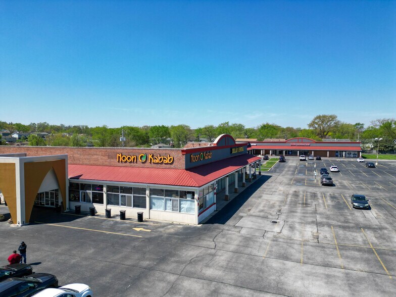 More Photos Of 8821-8849 W 87th St, Hickory Hills Storefront For Sale