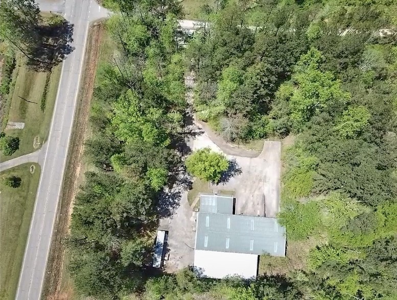 More Photos Of 361 Holcombe Rd, Bremen Warehouse For Lease