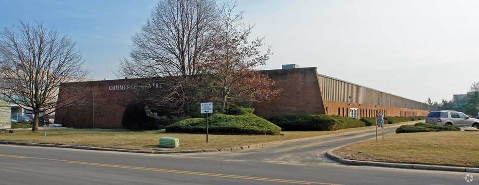 More Photos Of 175 Commerce Dr, Hauppauge Research And Development For Lease