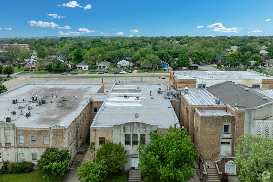 More Photos Of 1519 Circle Park Blvd, Fort Worth Religious Facility For Sale