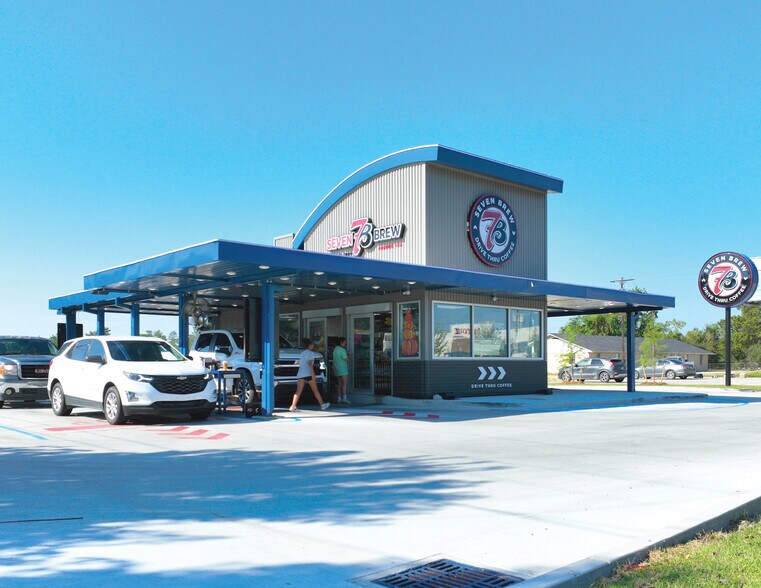 Primary Photo Of 2307 W Thomas St, Hammond Fast Food For Sale