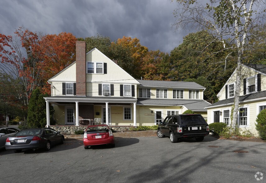 More Photos Of 356 Boston Post Rd, Sudbury Office For Sale