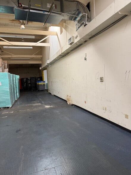 More Photos Of 41 Washington Ave, East Haven Industrial For Lease