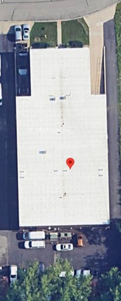 More Photos Of 174-176 Easy St, Carol Stream Warehouse For Sale